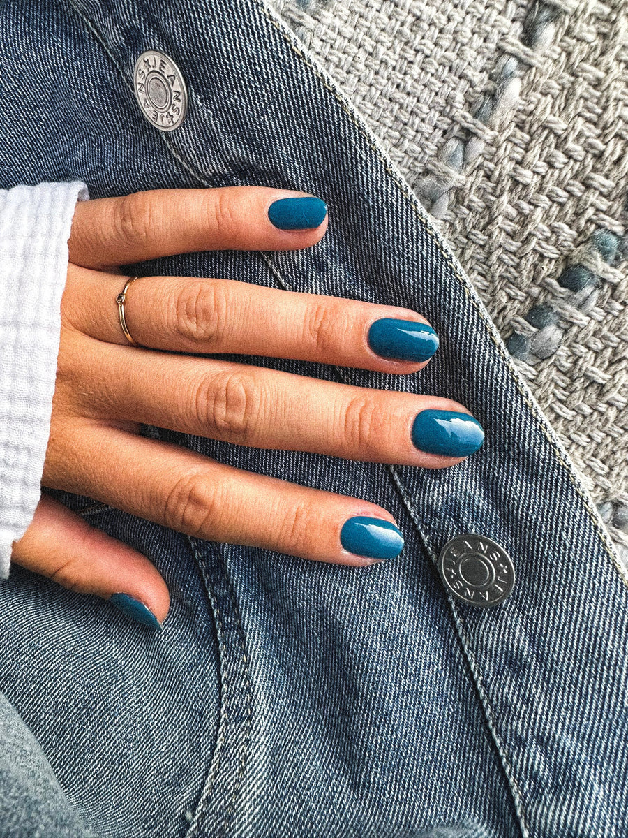 DENIM BLUE.